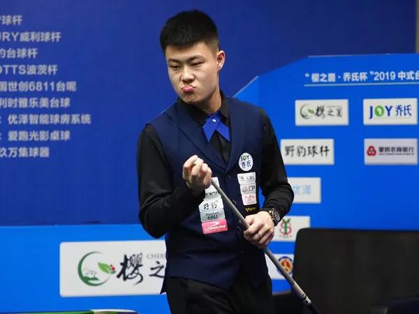 形成连续的 形成连续的